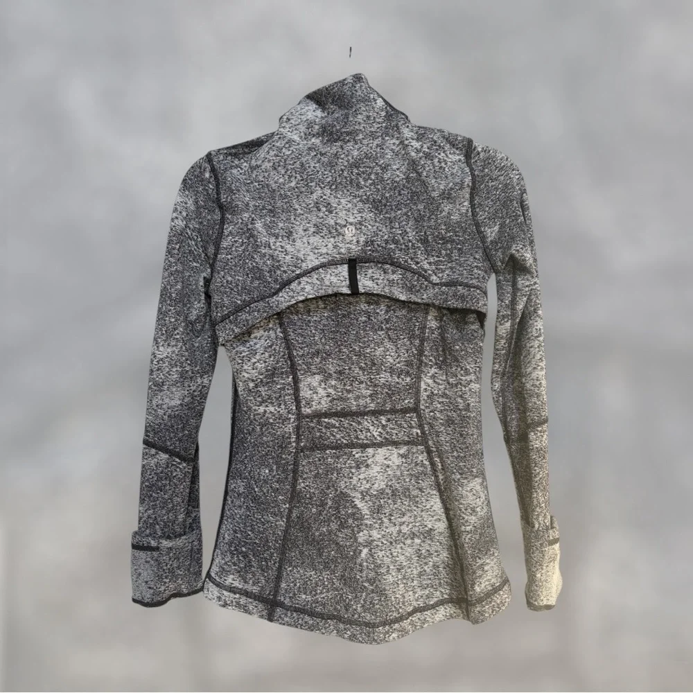 Lululemon Define Jacket - Picture 4 of 5